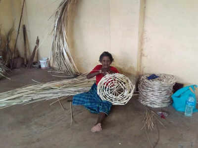 ഈ തലമുറ കഴിഞ്ഞാല്‍ വടക്കാഞ്ചേരിയില്‍ കുട്ട നെയ്യാന്‍ ആരുമില്ല?