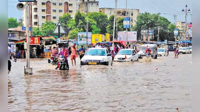 છેલ્લા 24 કલાકમાં ગુજરાતના 121 તાલુકામાં મન મૂકીને વરસ્યા મેઘરાજા, સુરતમાં 4 કલાકમાં 4 ઈંચ