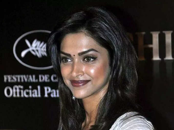 Dipika Padukone 