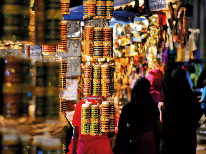 हैदराबाद में लाड बाज़ार - Laad Bazaar in Hyderabad in Hindi