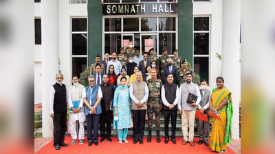 Jammu and Kashmir News: श्रीनगर में संसदीय समिति ने चिनार कोर का किया दौरा