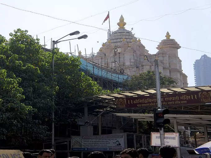 मंदिर में मौजूद हनुमान की मूर्ती का सच - Hanuman Idol in Temple