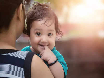 शक्‍ति का रूप होती हैं बेटियां, तो नाम भी इसी पर रखें, देखें बेबी गर्ल नेम की लिस्‍ट