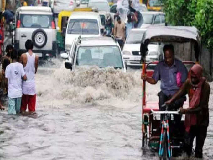 How To Prevent Cars From Monsoon Rain Waterlogging 4