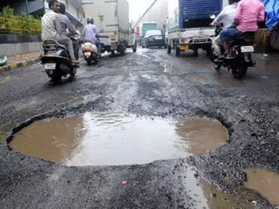 Potholes on Lucknow roads: लखनऊ में उतरेटिया से निगोहां...17 किमी दूरी.. 189 गड्ढे, लगा रहता है जाम