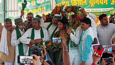 Hamirpur News: भाकियू नेता राकेश टिकैत ने महापंचायत में सरकार के खिलाफ भरी हुंकार, कहा- बंगाल की तरह भागेंगे BJP वाले