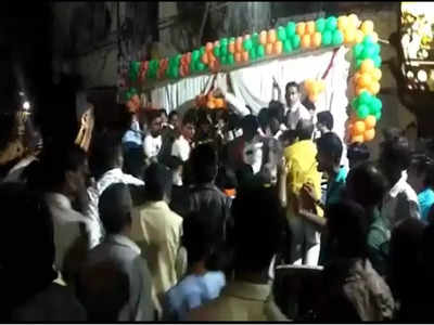 Akash Vijayvargiya Birthday: बीजेपी के ‘बल्लामार’ विधायक के जन्मदिन पर कोरोना प्रोटोकॉल की उड़ी धज्जियां, तमाशा देखते रहे पुलिसकर्मी