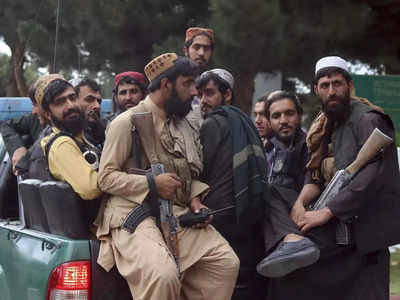 अफगाणिस्तानचे ४६ एअरक्राफ्ट परत द्या; तालिबानचा या शेजारी देशावर दबाव