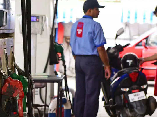 Petrol Diesel Price: फिर बढ़ गए कच्चे तेल के दाम, यहां नौवें दिन भी बदलाव नहीं 