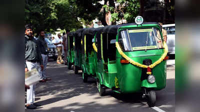 इलेक्ट्रिक गाड़ियों पर जोरः दिल्ली में दौड़ेंगे 4500 ई-ऑटो, इनमें से 1500 महिलाएं चलाएंगी