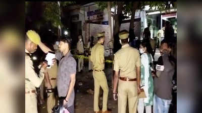 Agra News: शोरूम लूटने आए थे बदमाश, कर्मचारी ने किया मुकाबला तो मार दी गोली