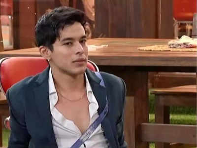 Bigg Boss OTT: प्रतीक सहजपाल ने मनी बैग लेकर छोड़ा शो, बिग बॉस 15 में हुई एंट्री