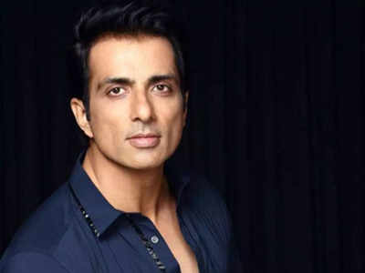 Sonu Sood: ఐటీ రైడ్స్‌పై  సోనూసూద్ సెటైర్.. త‌గ్గేదే లే అంటూ ప్ర‌క‌ట‌న‌..!