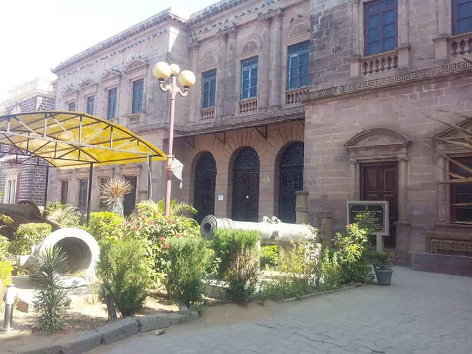 कच्छ में कच्छ संग्रहालय - Kutch Museum in Kutch in Hindi