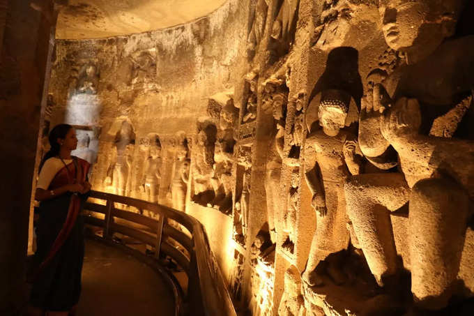 mp supriya sule sees the beauty of caves