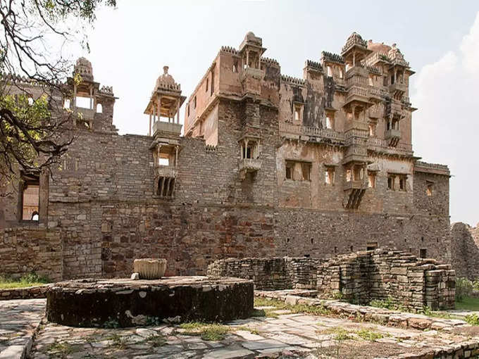 चित्तौड़गढ़ में राणा कुंभा का महल - Rana Kumbha’s Palace in Chittorgarh in Hindi