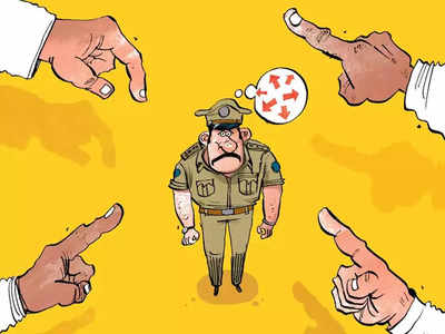 Police Reforms: औकात दिखा देंगे, पुलिस अफसरों से नेताओं का ये संवाद नया नहीं...डीजीपी तक क्यों रहते हैं नतमस्तक?