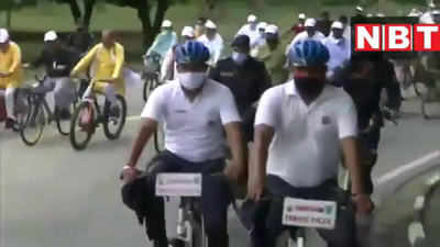 World car free day:..जब साइकल से अपने दफ्तर पहुंचे हरियाणा के मुख्यमंत्री मनोहरलाल खट्टर, देखें वीडियो