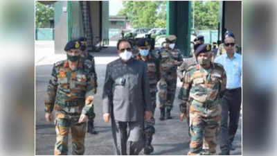 Arunachal Pradesh News: चीन सीमा से लगे अरुणाचल के तवांग पहुंचे केंद्रीय रक्षा राज्य मंत्री अजय भट्ट, थामी स्वर्णिम विजय मशाल