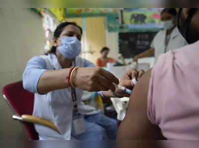vaccination record : PM मोदींच्या वाढदिवसाला मृतांनाही दिली गेली करोनाची लस?