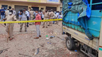 Bangalore Blast: బెంగళూరులో భారీ పేలుడు - ముగ్గురు మృతి.. పదికి పైగా వాహనాలు ధ్వంసం