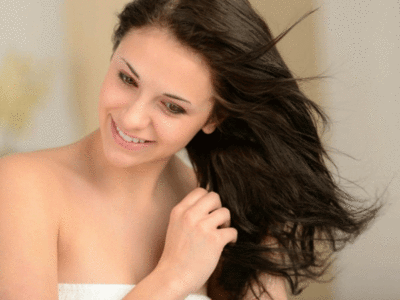 Hair Care Benefits Of Preconditioning: बालों में प्री-कंडीशनिंग करने के फायदे, ना झड़ेंगे ना पतले होंगे बाल
