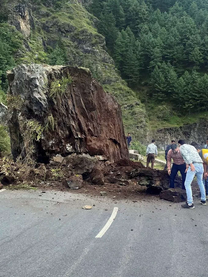 Shimla: NH-5 blocked after a landslide at Matiyana near Shimla. (PTI Photo)(...