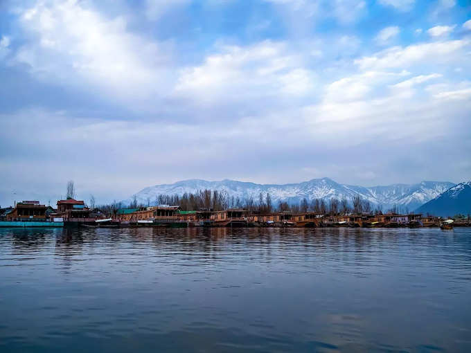 निगीन झील, श्रीनगर - Nigeen Lake, Srinagar in Hindi