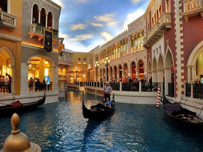 दि ग्रैंड वेनिस मॉल - The Grand Venice Mall, Noida in Hindi