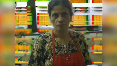 मस्‍त वीडियो: बेटे ने दिया बॉटल फ्लिप का चैलेंज, मां ने स्‍वैग से किया पूरा और ले लिए 2 हजार रुपये