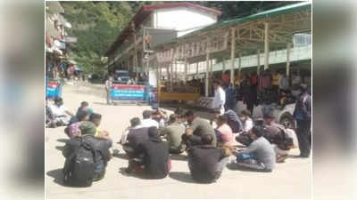Uttarakhand News: बिना ई-पास केदारनाथ धाम जाने पर अड़े यात्री, प्रशासन ने रोका तो बोले- देंगे धरना