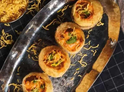 Butter Chicken Golgappe : ನೆಟ್ಟಿಗರಲ್ಲಿ ಚರ್ಚೆ ಹುಟ್ಟು ಹಾಕಿದೆ ಈ `ಬಟರ್ ಚಿಕನ್ ಗೋಲ್‌ಗಪ್ಪ!