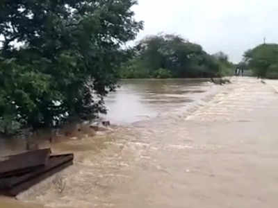 Bidar rain: ಬೀದರ್ ಜಿಲ್ಲೆಯಾದ್ಯಂತ ಭಾರೀ ಮಳೆ: 1.03 ಲಕ್ಷ ಹೆಕ್ಟೇರ್‌ ಬೆಳೆ ನೀರು ಪಾಲು..!