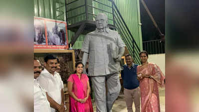 Statue Of Sharad Pawar: पुण्यात साकारला शरद पवार यांचा चित्तवेधक पुतळा; महिला शिल्पकाराची कमाल