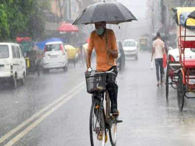 Delhi Rain News :  दिल्ली में आज हो सकती है हल्की बारिश, जानें कब बदलेगा मौसम