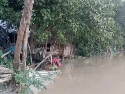 দুয়ারে জল, ঘুম উড়েছে শান্তিপুরের ভাগীরথী তীরবর্তী বাসিন্দাদের