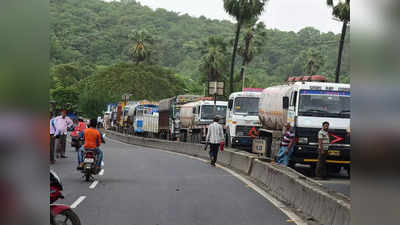 मुंबई-अहमदाबाद महामार्गावर कोंडी