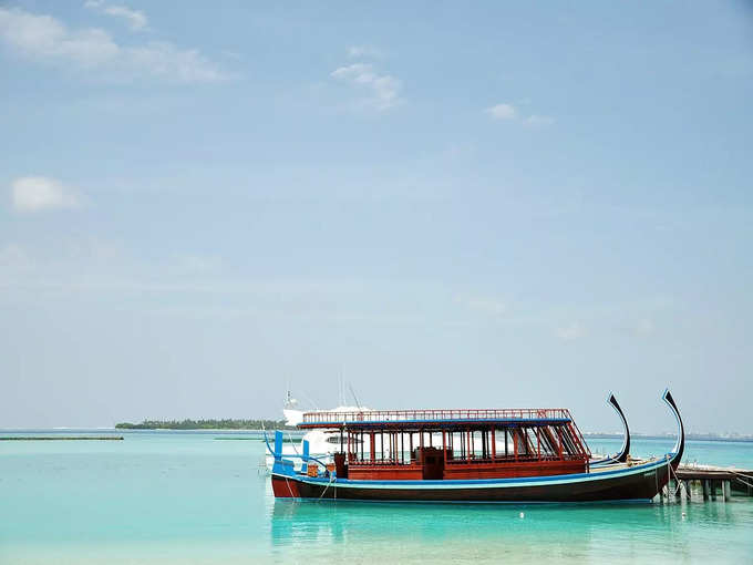 मालदीव में धोनी - Dhoni in Maldives