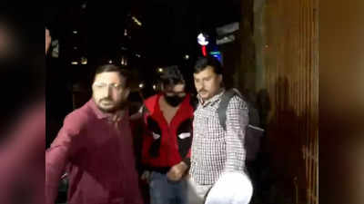 Mumbai Rave Party Case ड्रग्ज पार्टी रेड: NCBच्या त्या अधिकाऱ्यांना १० वर्षांची शिक्षा होऊ शकते!