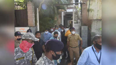Anil Deshmukh Case: अनिल देशमुखांच्या घराची ९ तास झडती; अटक वॉरंटची चर्चा होती, पण...