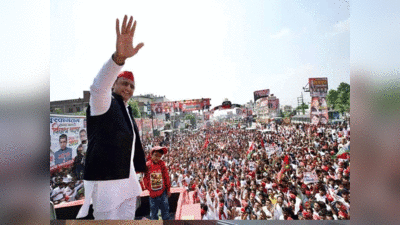 Akhilesh Yadav Rath Yatra: बीजेपी और कांग्रेस के रास्ते एक हैं... कानपुर में चुनावी रथ पर निकल अखिलेश यादव ने प्रियंका गांधी पर छोड़ा पहला तीर