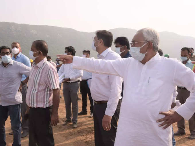 गंगा जल उद्वह परियोजना को लेकर बेहद गंभीर हैं मुख्यमंत्री