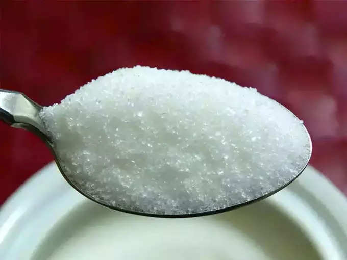 भरपूर प्रमाणात साखर खाणं