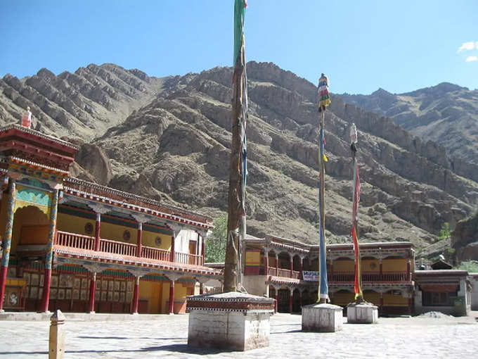 हेमिस, कश्मीर - Hemis, Kashmir in Hindi