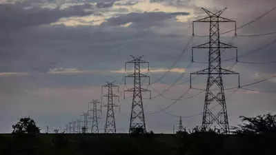Power Crisis: देश में कोयला संकट के बीच एनर्जी एक्सचेंज मनमाने भाव पर बेच रहे हैं बिजली, यूपी के ऊर्जा मंत्री ने केंद्र को पत्र लिख जांच को कहा