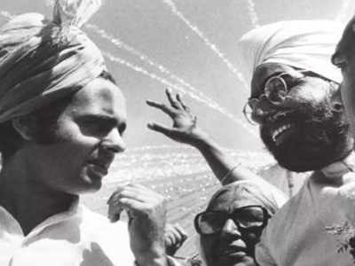 Sanjay Gandhi: जब संजय गांधी की चप्पल उठाने के लिए दौड़ पड़े थे ज्ञानी जैल सिंह