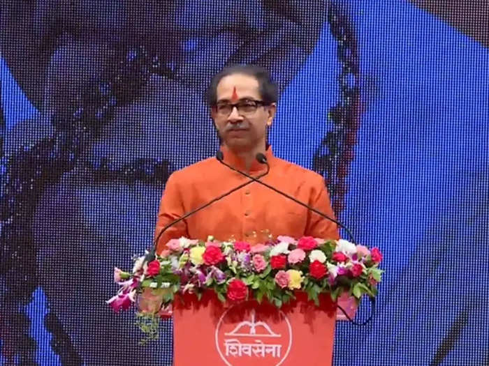 Shiv Sena Dussehra Rally 2021 Live Updates: दसरा मेळाव्यात उद्धव ठाकरे यांचा भाजपवर घणाघात