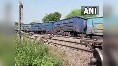 कानपुर में मालगाड़ी पटरी से उतरी: एक और ट्रेन कैंसिल; चेक कर लें लेटेस्ट अपडेट