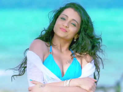 Trisha:తెలుగు వెబ్ సిరీస్‌లో త్రిష.. మూడున్నర పదులు దాటేసినా అవకాశాలు..!