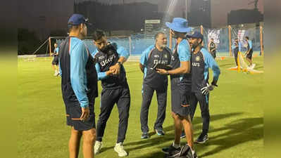 T20 World Cup: તૈયારી કરી રહેલી વિરાટ સેના સાથે જોડાયો ધોની